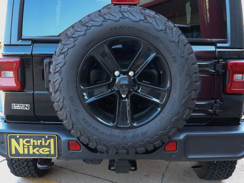 Used 2021 Jeep Wrangler Unlimited Sport AWD/4WD image 14