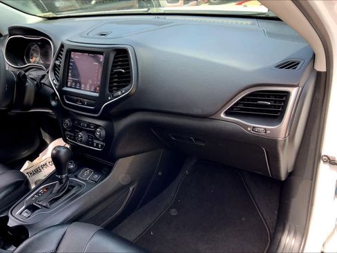 Certified 2022 Jeep Cherokee Latitude Lux AWD/4WD image 17