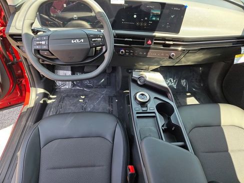 New 2025 Kia EV6 Light w/ Light LR Technology Package image 21