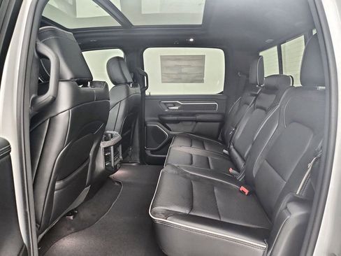 New 2026 RAM 1500 Laramie AWD/4WD image 32