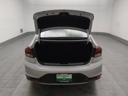 Used 2019 Hyundai Elantra SE FWD image 29