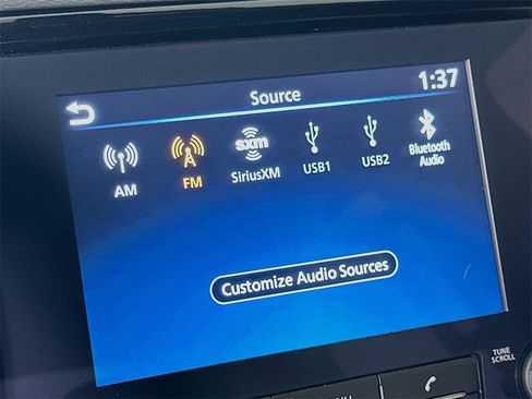 Used 2023 Nissan Frontier SV w/ Midnight Edition Package image 27