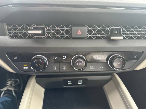 Used 2023 Honda Accord EX image 19