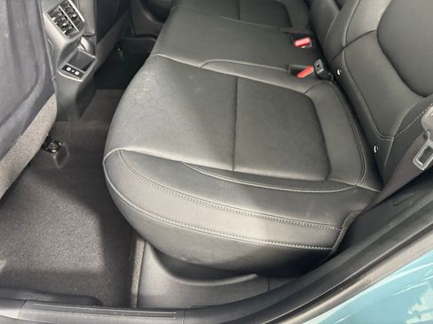 Used 2025 Kia Seltos EX image 26