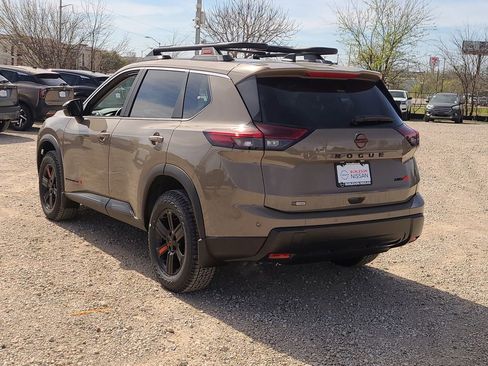 New 2026 Nissan Rogue SV AWD/4WD image 2
