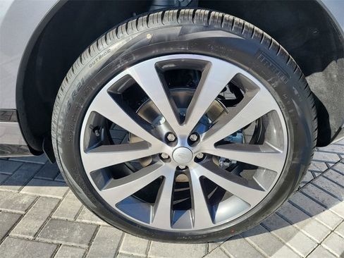 New 2026 Land Rover Range Rover Evoque Dynamic SE image 14