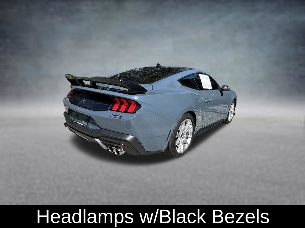 Used 2025 Ford Mustang Coupe RWD image 7