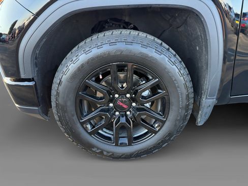 Used 2024 GMC Sierra 1500 Elevation w/ X31 Off-Road Package image 9