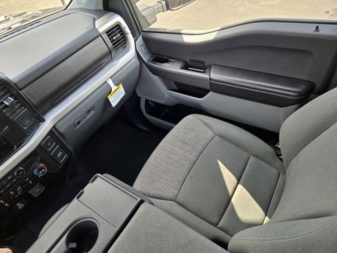 Certified 2025 Ford F250 XLT image 14