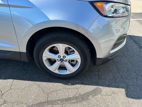 Used 2021 Ford Edge SE AWD/4WD image 3