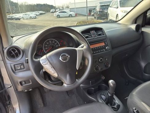 Used 2017 Nissan Versa S image 12