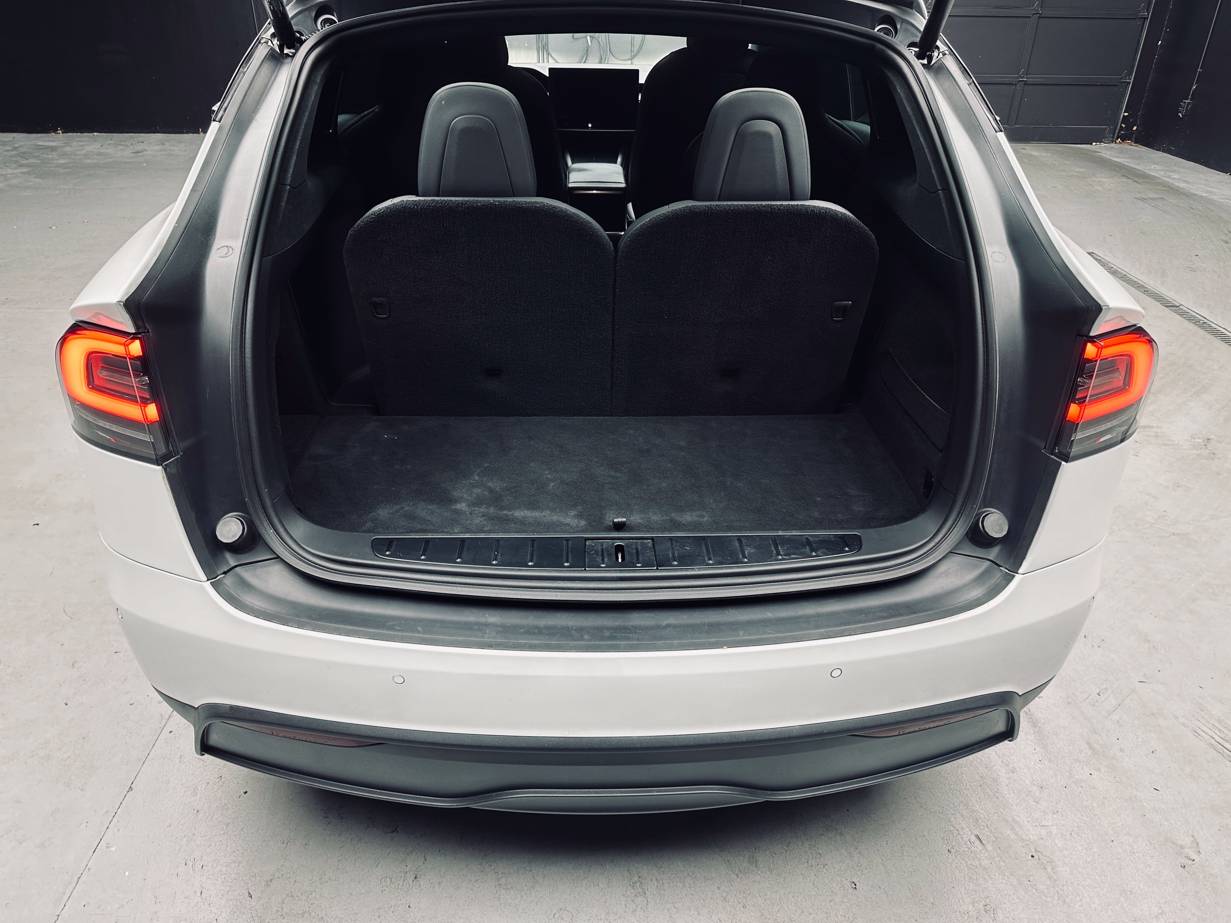 Used 2022 Tesla Model X Plaid AWD/4WD image 39