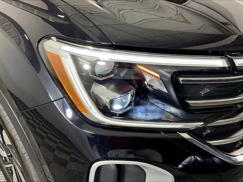 Used 2024 Volkswagen Atlas SE image 40