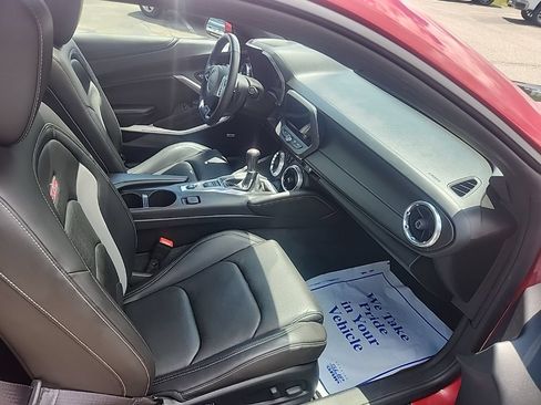 Used 2016 Chevrolet Camaro SS RWD image 15