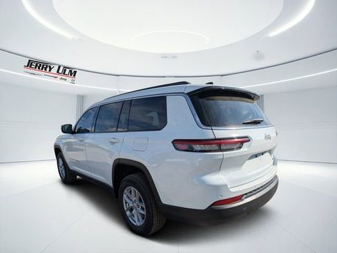 New 2025 Jeep Grand Cherokee L Laredo image 5