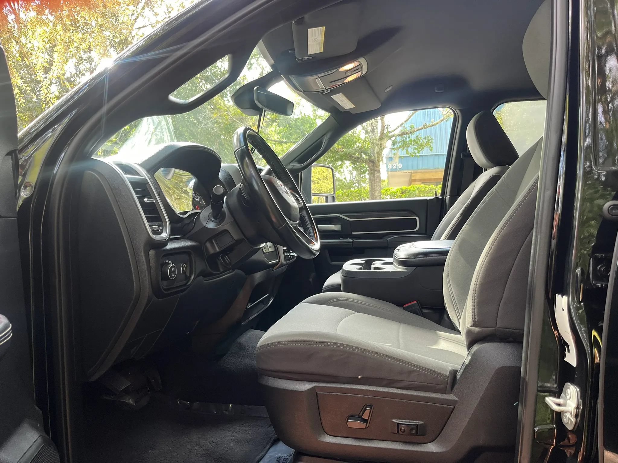 Used 2024 RAM 2500 Big Horn AWD/4WD image 14