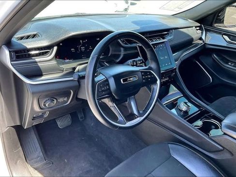 Used 2021 Jeep Grand Cherokee L Laredo AWD/4WD image 14