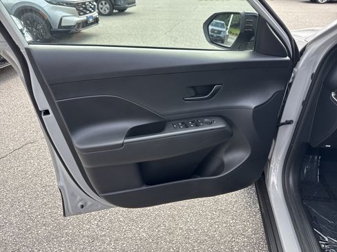 Used 2026 Hyundai Kona SEL Sport FWD image 14