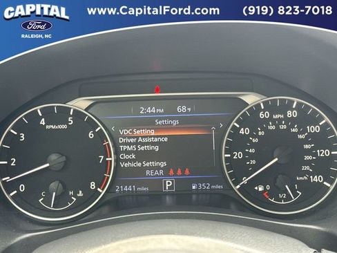 Used 2025 Nissan Altima 2.5 SV FWD image 25