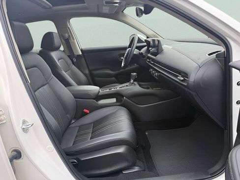 Certified 2023 Honda HR-V EX-L image 30