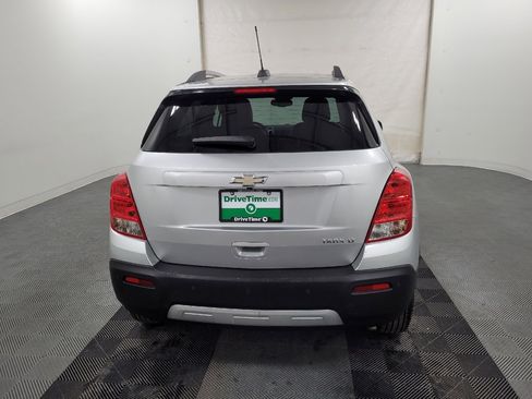 Used 2016 Chevrolet Trax LT w/ LT Convenience Package image 7