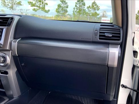 Used 2023 Toyota 4Runner SR5 Premium image 17