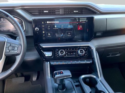Used 2024 GMC Sierra 1500 Denali AWD/4WD image 7