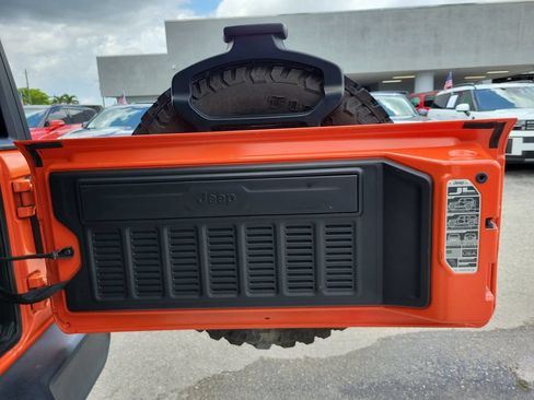 Used 2020 Jeep Wrangler Unlimited Sport AWD/4WD image 9