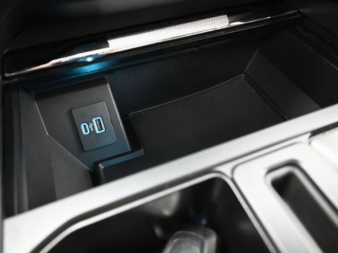 Used 2021 Ford F150 Lariat w/ Equipment Group 502A High image 17