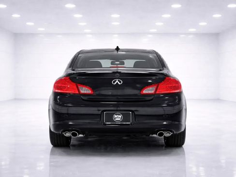 Used 2013 INFINITI G37 x Sedan w/ Premium Pkg AWD/4WD image 4