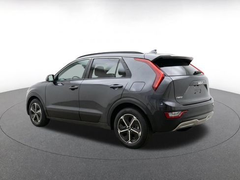 Used 2026 Kia Niro LX FWD image 7