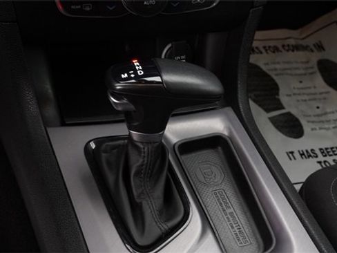 Used 2023 Dodge Charger R/T w/ Blacktop Package image 25