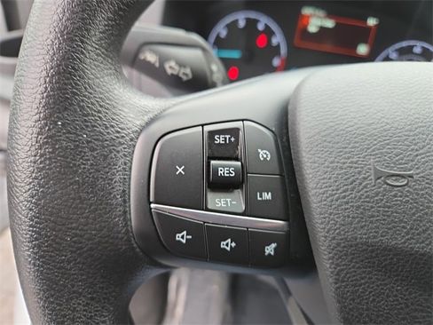 Used 2023 Ford Transit 350 XLT image 9