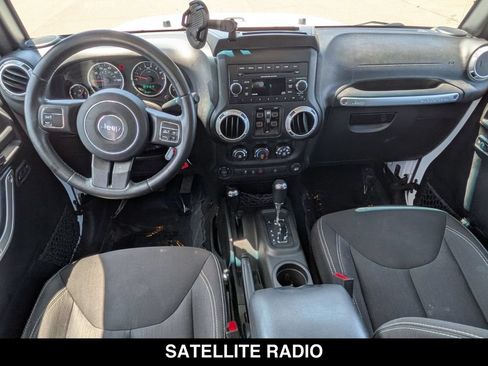 Used 2015 Jeep Wrangler Unlimited Sahara AWD/4WD image 23
