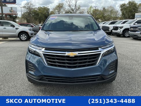 Used 2024 Chevrolet Equinox LS w/ LS Convenience Package image 8