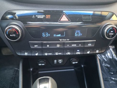 Used 2016 Hyundai Tucson Limited w/ Option Group 03 AWD/4WD image 27