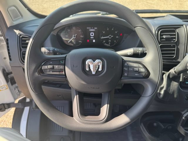 Used 2025 RAM ProMaster 2500 w/ Convenience Group FWD image 19