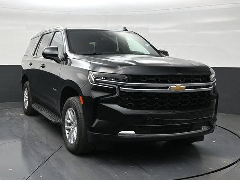 Used 2024 Chevrolet Tahoe LS RWD image 7