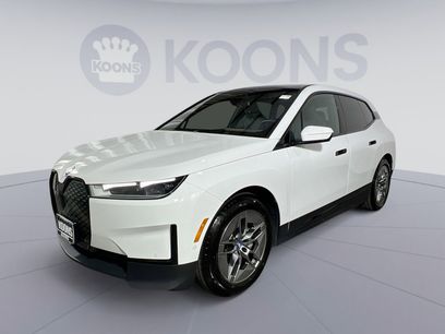 Used 2023 BMW iX xDrive50 w/ Ultimate Package 2