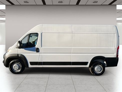 New 2025 RAM ProMaster 2500 w/ Convenience Group image 6