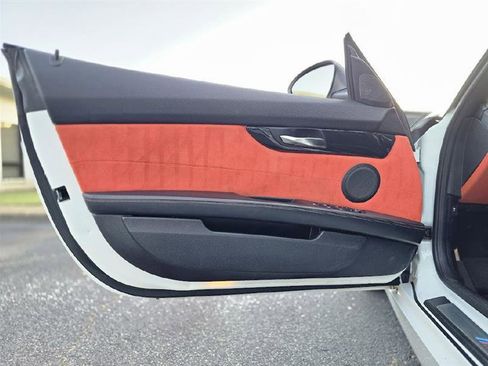 Used 2015 BMW Z4 sDrive35is RWD image 30