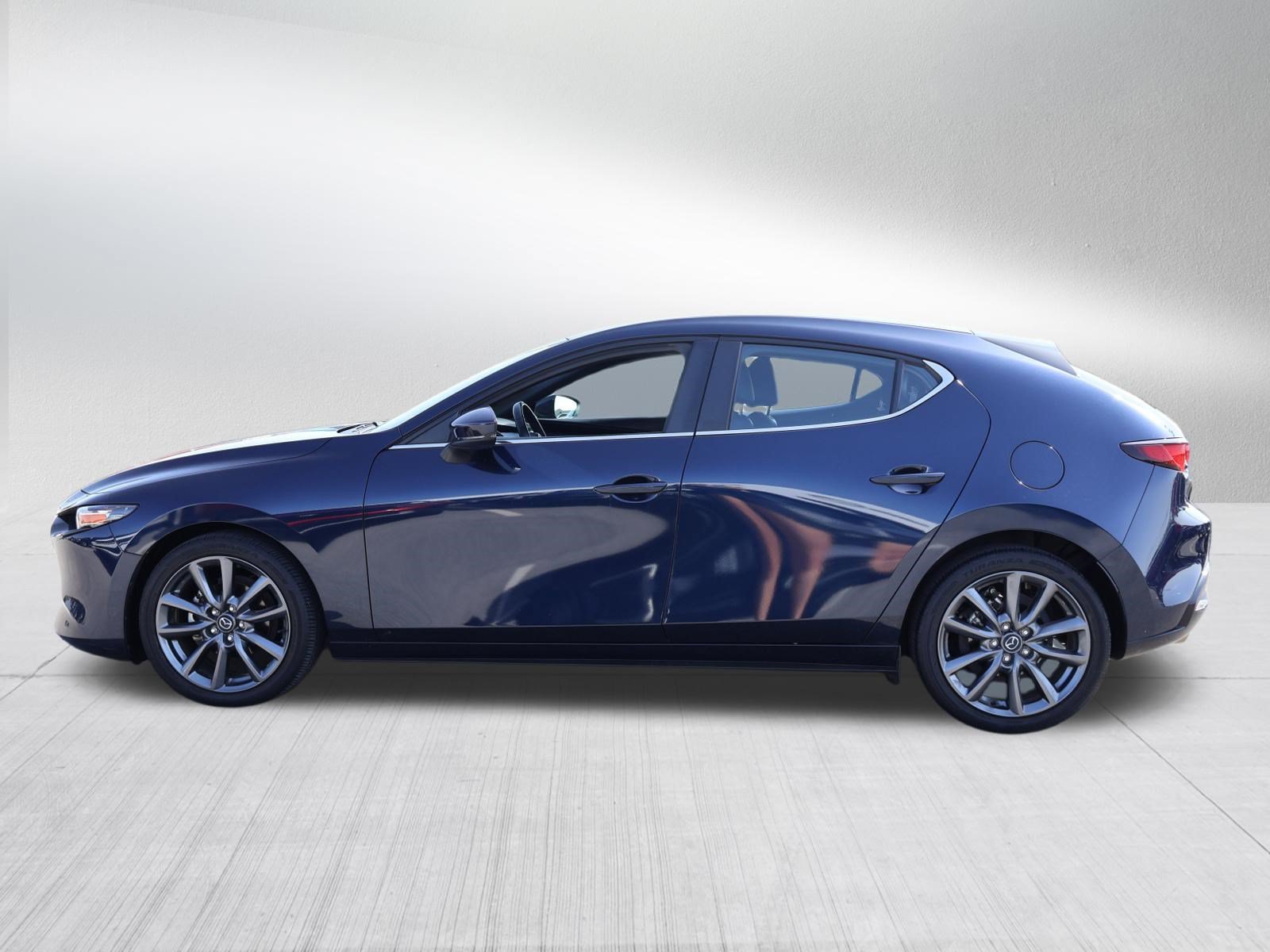 Used 2024 MAZDA MAZDA3 s FWD image 4