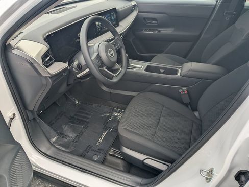 Certified 2026 Nissan Kicks S FWD image 9