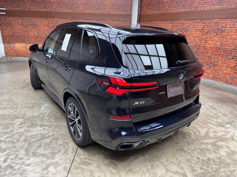 Certified 2024 BMW X5 xDrive40i w/ M Sport Package AWD/4WD image 2