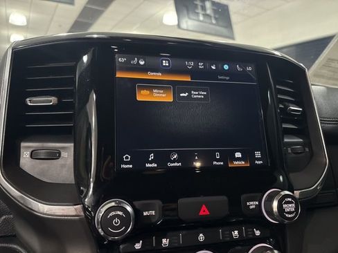 Used 2022 RAM 1500 Laramie AWD/4WD image 29