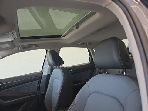 New 2026 Volkswagen Jetta SEL FWD image 40