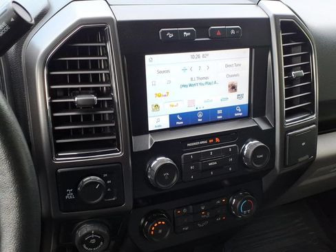 Used 2020 Ford F150 XLT w/ Equipment Group 302A Luxury AWD/4WD image 22