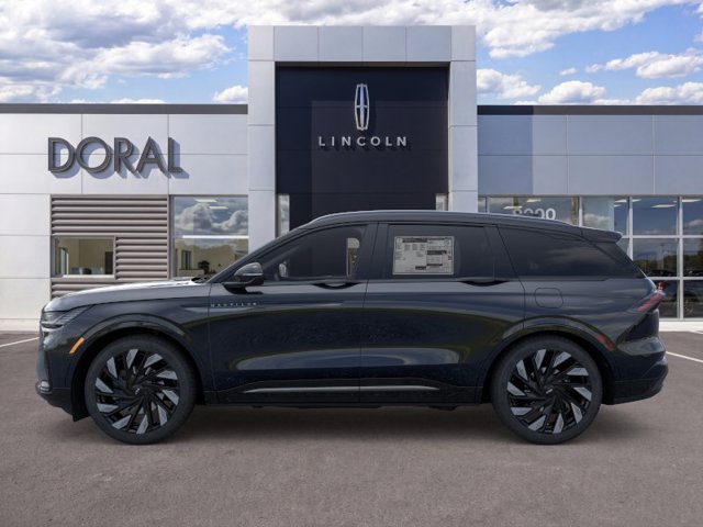 New 2026 Lincoln Nautilus Reserve w/ Jet Appearance Package AWD/4WD image 3