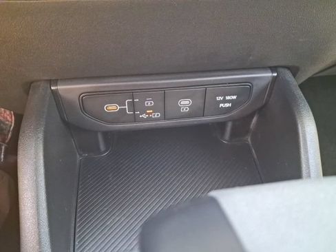 Used 2025 Kia K4 FWD image 16