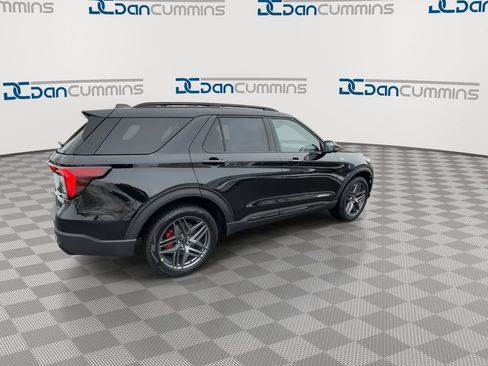New 2026 Ford Explorer ST-Line w/ ST-Line Street Pack image 16